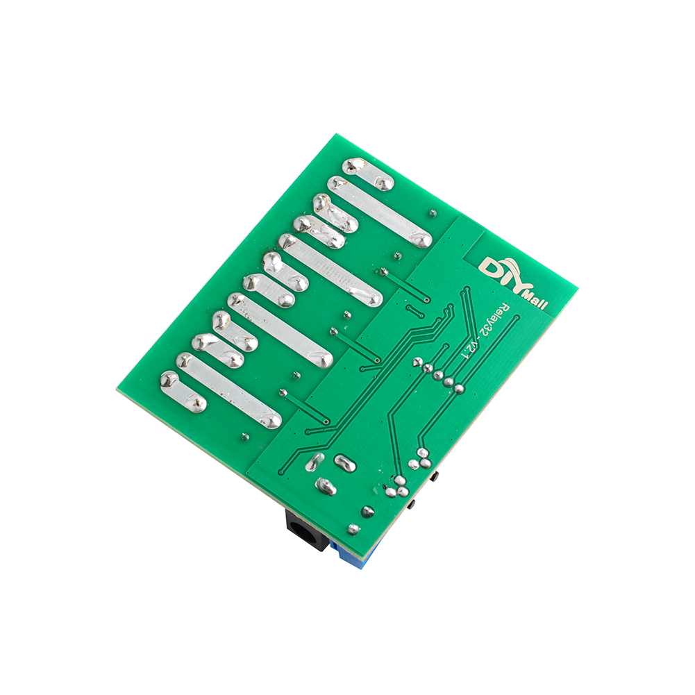 Moduł przekaźnikowy ESP32S 4CH – Esp32 Wifi Bluetooth Module recenzja i cena